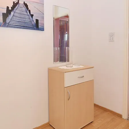 Marinovic Apartman Zára