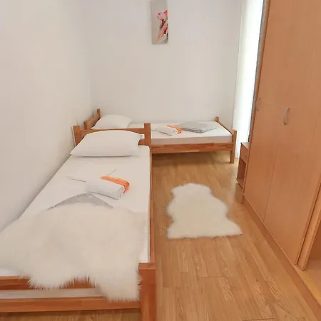Marinovic * Zára